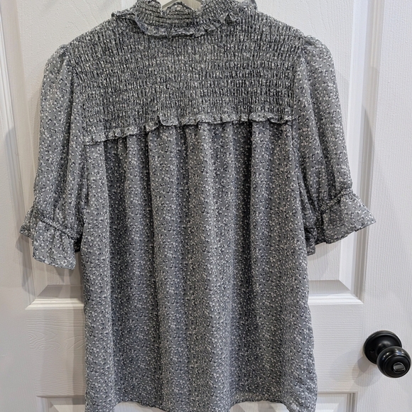 Pleione Gray Patterned Blouse - Picture 9 of 9